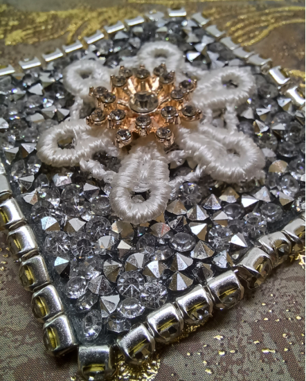 Dizajnové náušnice "Elegantný a moderný dizajnér"